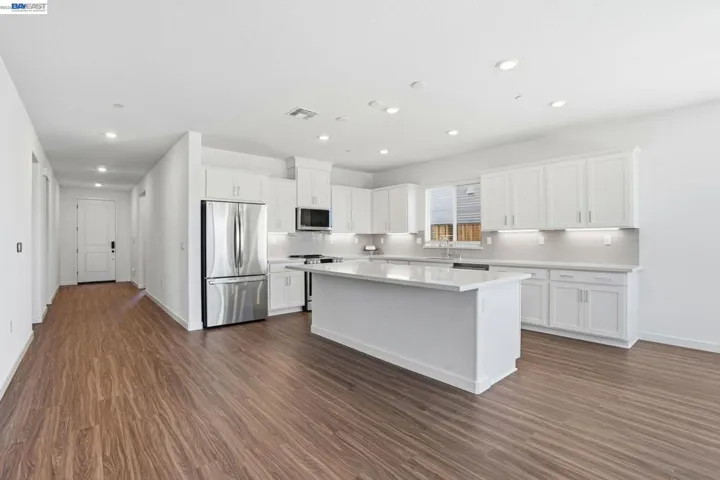 1016 Bluebell Circle, Discovery Bay, California 94505