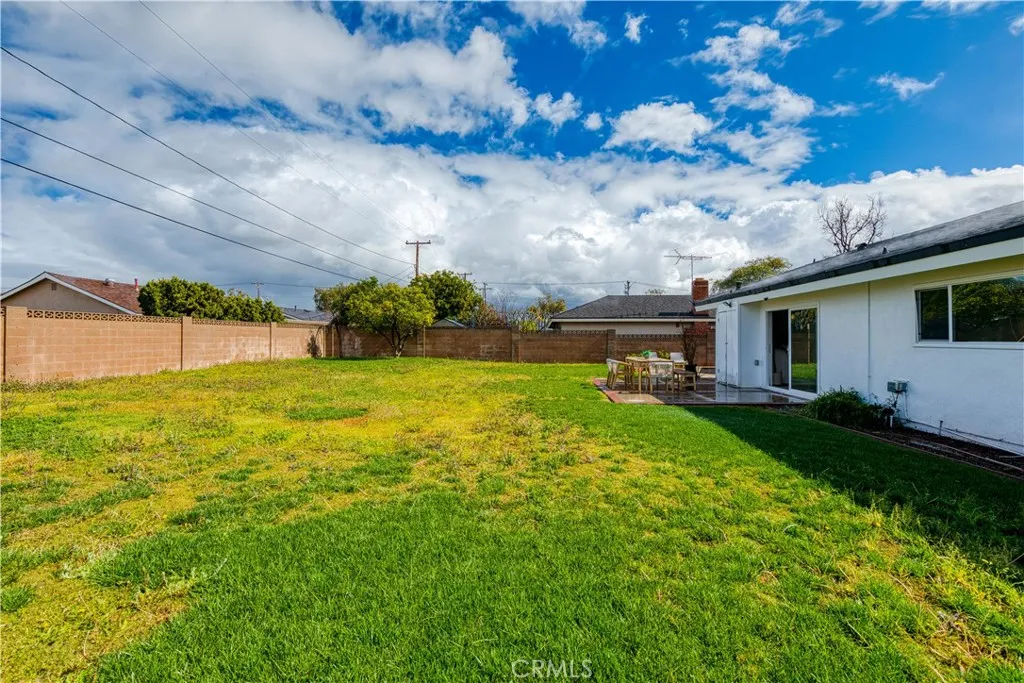 2779 E Lizbeth, Anaheim, California 92806 home-pic-48