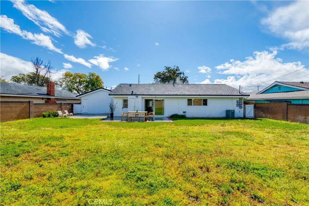 2779 E Lizbeth, Anaheim, California 92806 home-pic-44
