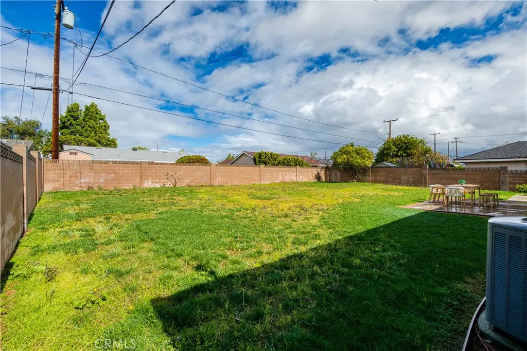 2779 E Lizbeth, Anaheim, California 92806 home-pic-47