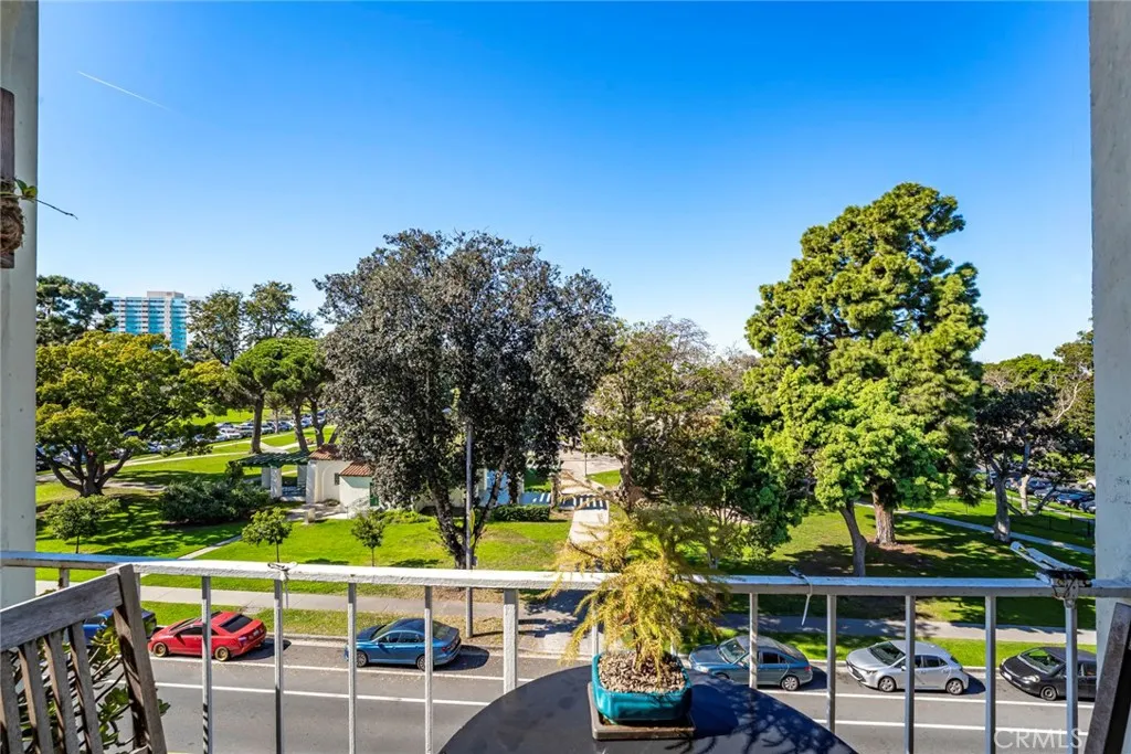 2100 E 2nd Street 505, Long Beach, California 90803 home-pic-14
