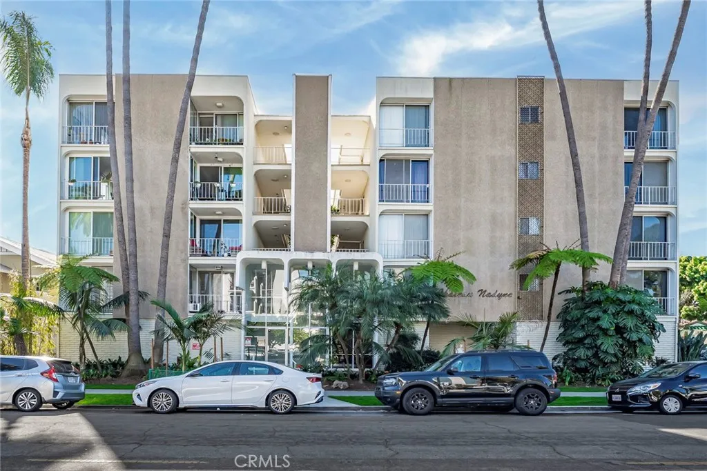 2100 E 2nd Street 505, Long Beach, California 90803 home-pic-4