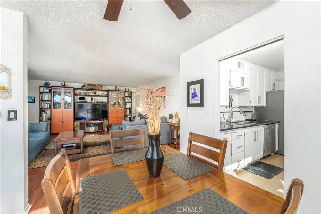 2100 E 2nd Street 505, Long Beach, California 90803 home-pic-18
