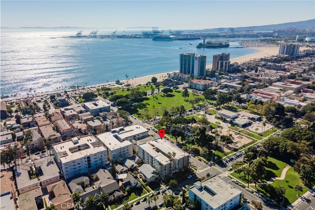 2100 E 2nd Street 505, Long Beach, California 90803 home-pic-1