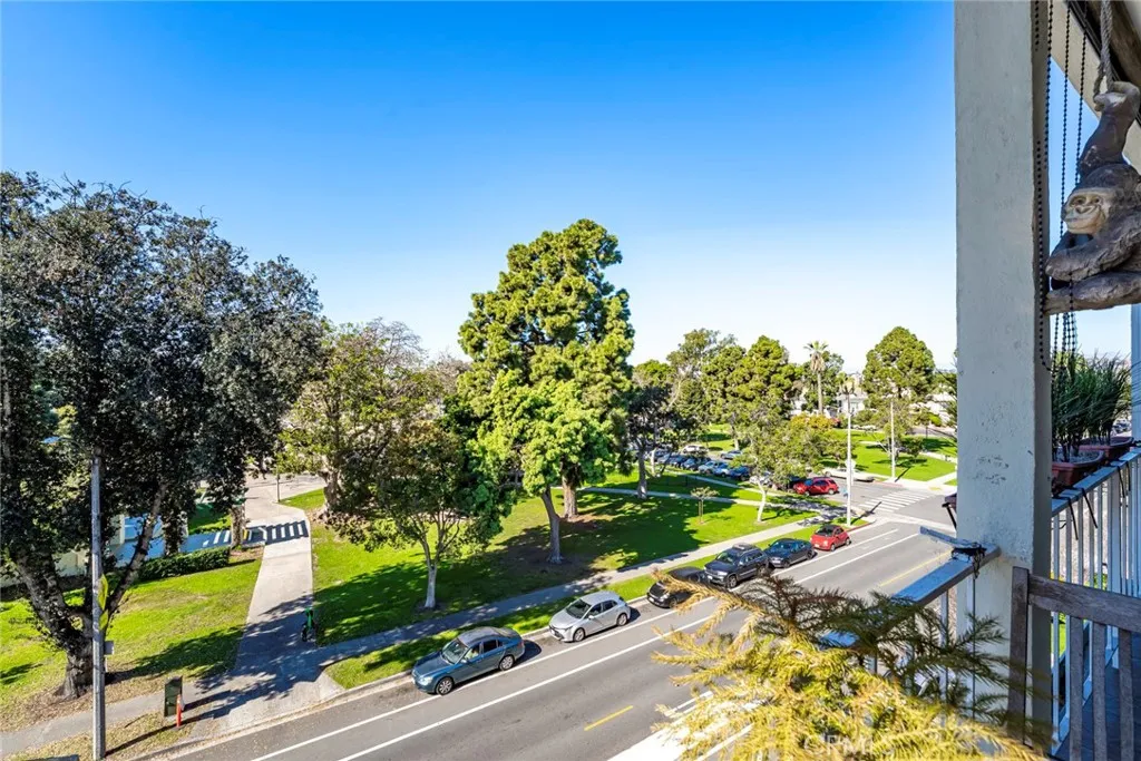2100 E 2nd Street 505, Long Beach, California 90803 home-pic-13