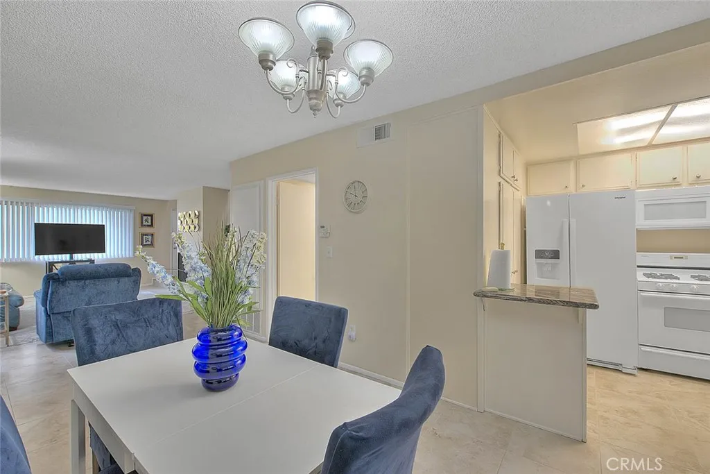 1188 Mohave, Colton, California 92324 home-pic-12