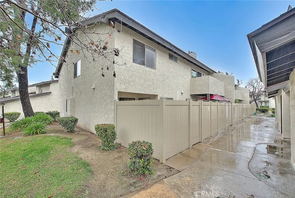 1188 Mohave, Colton, California 92324 home-pic-43