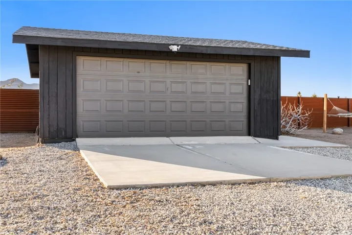 4212 Oneil Road, Joshua Tree, California 92252
