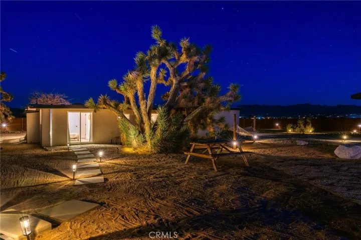 4212 Oneil Road, Joshua Tree, California 92252