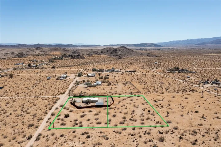4212 Oneil Road, Joshua Tree, California 92252