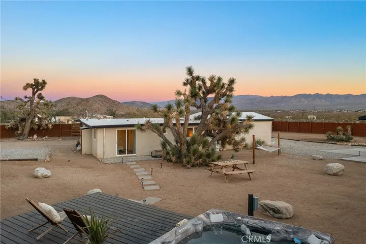 4212 Oneil Road, Joshua Tree, California 92252