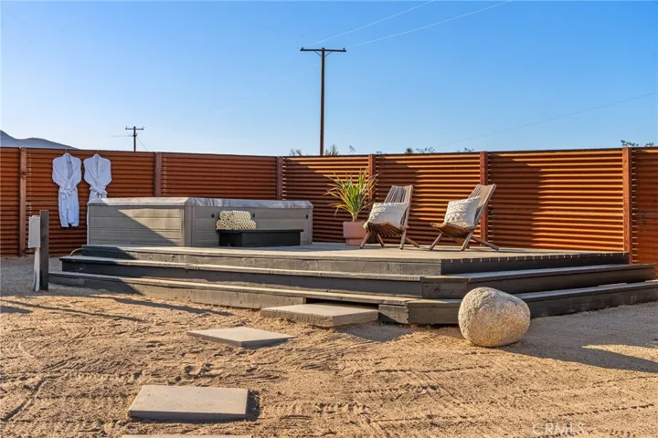 4212 Oneil Road, Joshua Tree, California 92252