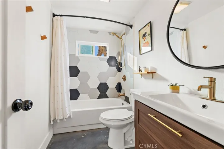 4212 Oneil Road, Joshua Tree, California 92252