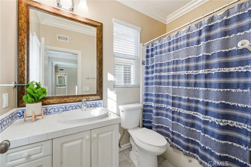 979 N Antonio, Orange, California 92869 home-pic-43