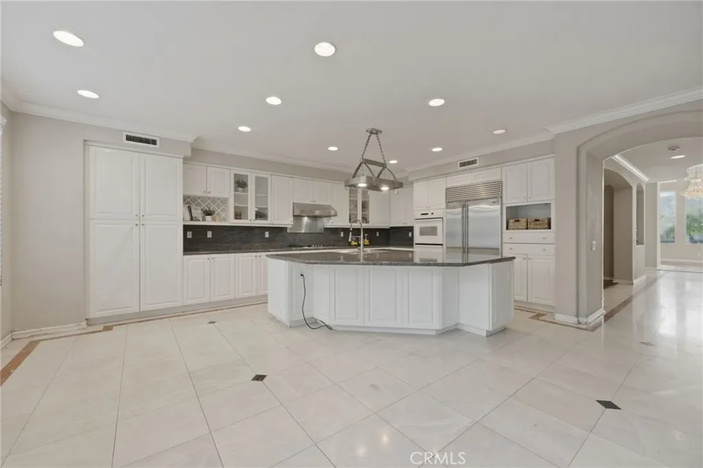 979 N Antonio, Orange, California 92869 home-pic-13