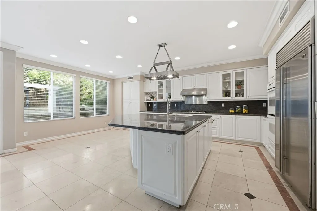 979 N Antonio, Orange, California 92869 home-pic-15