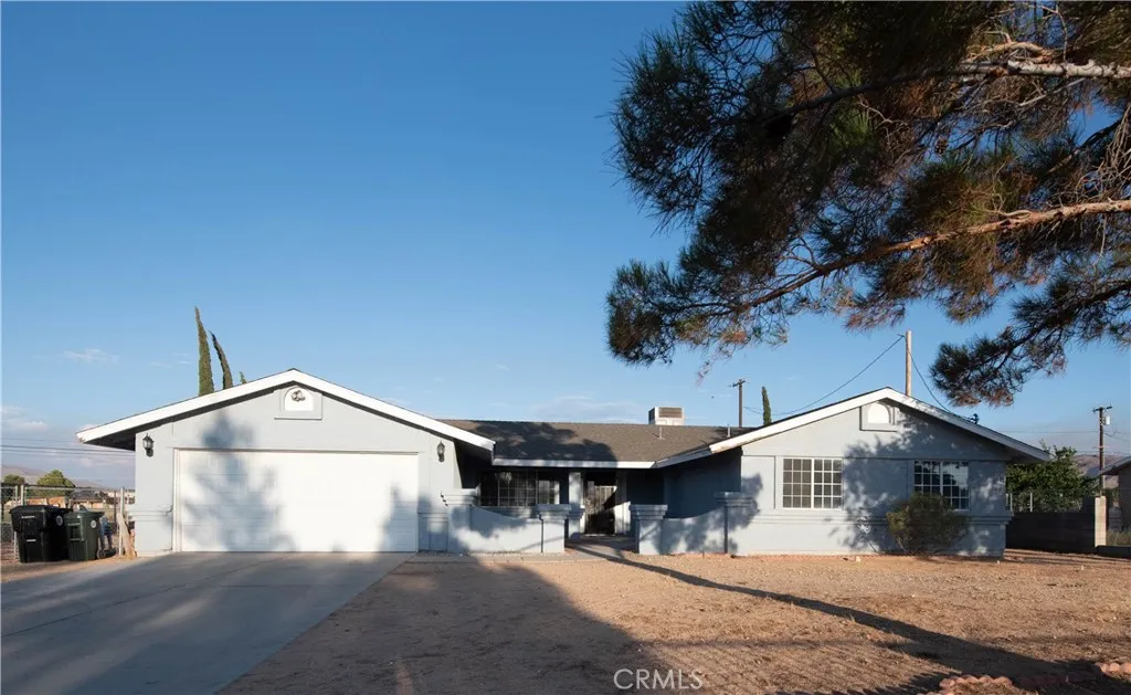 11875 Morning Star, Apple Valley, California 92308 home-pic-1
