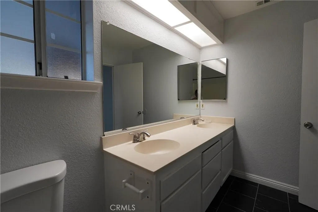 11875 Morning Star, Apple Valley, California 92308 home-pic-23