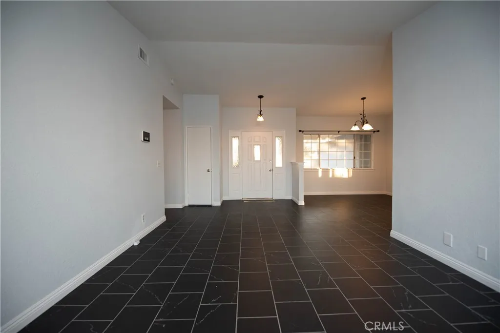 11875 Morning Star, Apple Valley, California 92308 home-pic-10