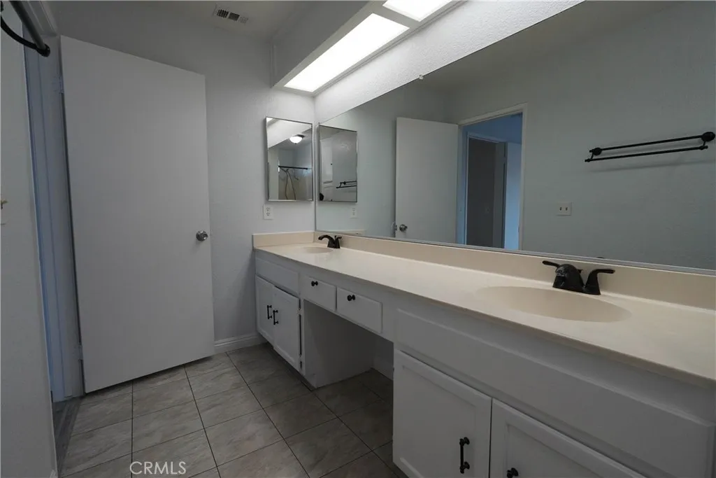 11875 Morning Star, Apple Valley, California 92308 home-pic-24
