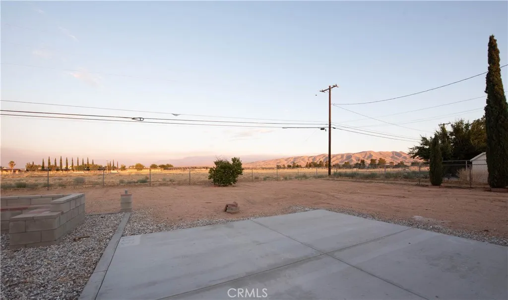 11875 Morning Star, Apple Valley, California 92308 home-pic-26