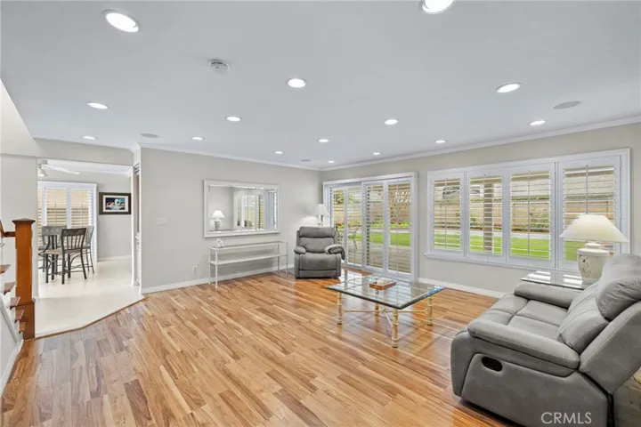 2342 Caper Tree Drive, Tustin, California 92780