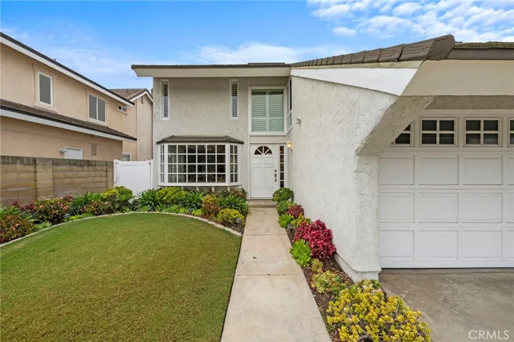 2342 Caper Tree Drive, Tustin, California 92780