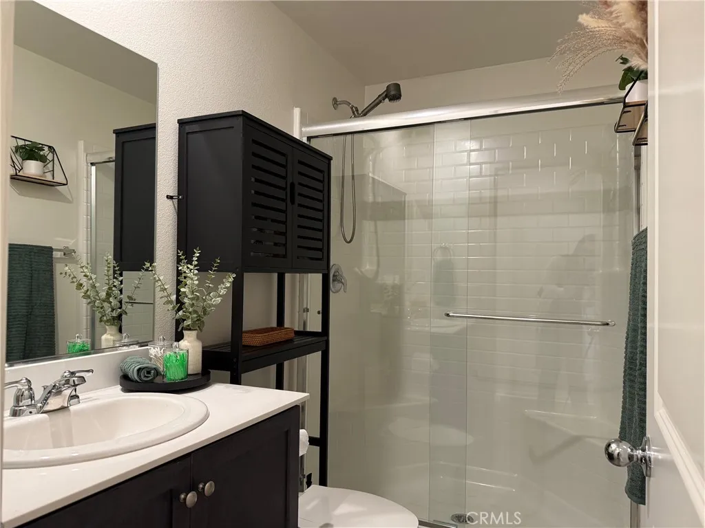 1322 Division Court, Hemet, California 92543 home-pic-10