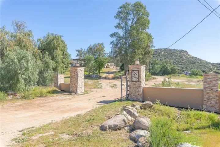 24000 Crab Hollow, Wildomar, California 92595