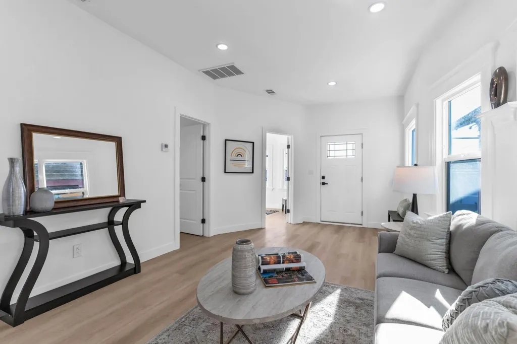 2912 2912 E 22nd St, Oakland, California 94601 home-pic-7