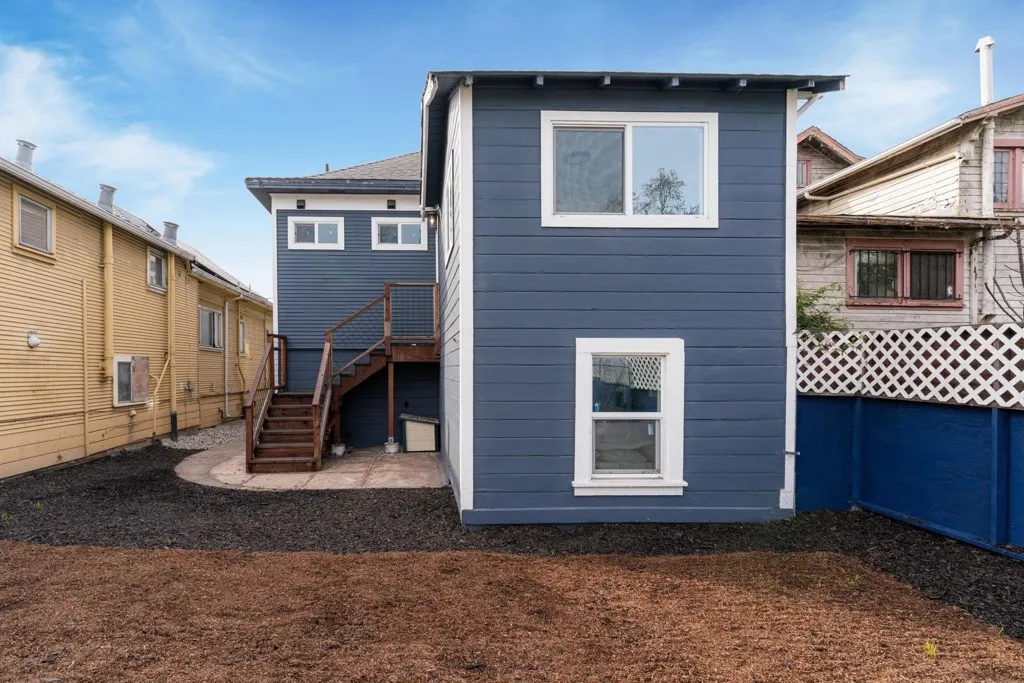 2912 2912 E 22nd St, Oakland, California 94601 home-pic-37