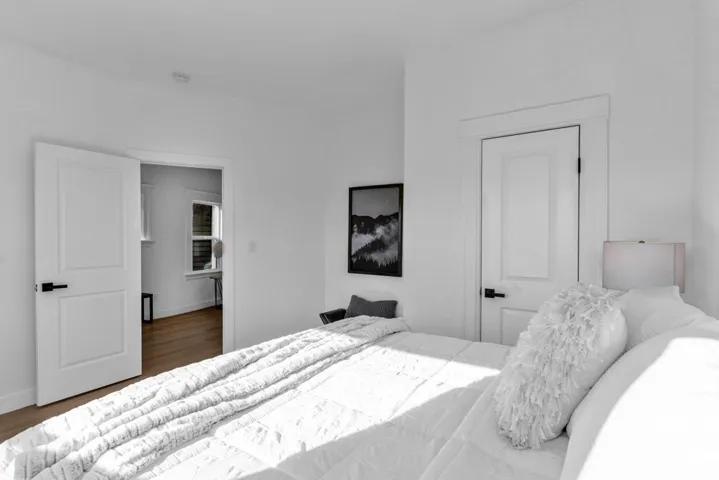 2912 2912 E 22nd St, Oakland, California 94601