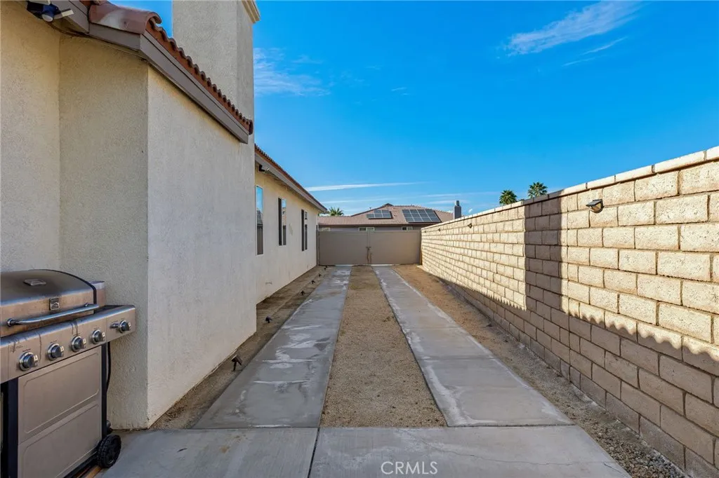37318 Blackburn, Indio, California 92203 home-pic-30