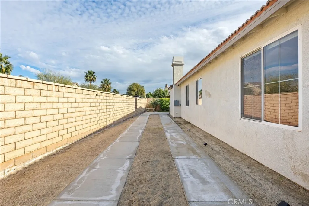 37318 Blackburn, Indio, California 92203 home-pic-31