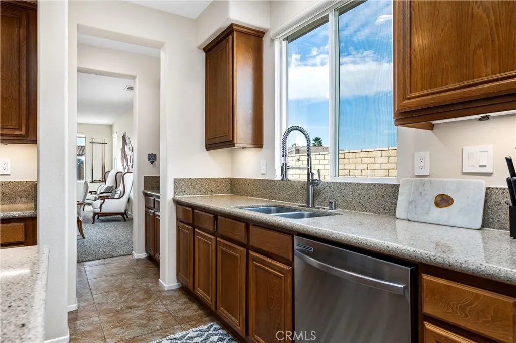 37318 Blackburn, Indio, California 92203 home-pic-11