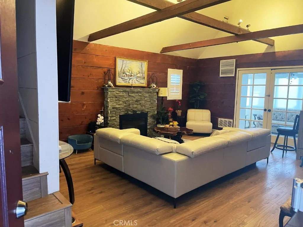 1350 Oak, Lake Arrowhead, California 92352 home-pic-6