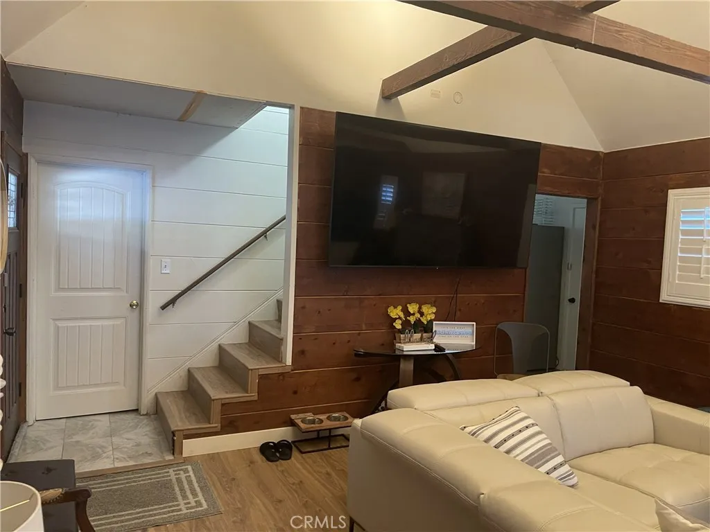 1350 Oak, Lake Arrowhead, California 92352 home-pic-10