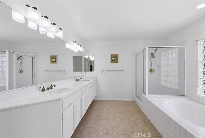 12500 Arbor Hill, Moorpark, California 93021