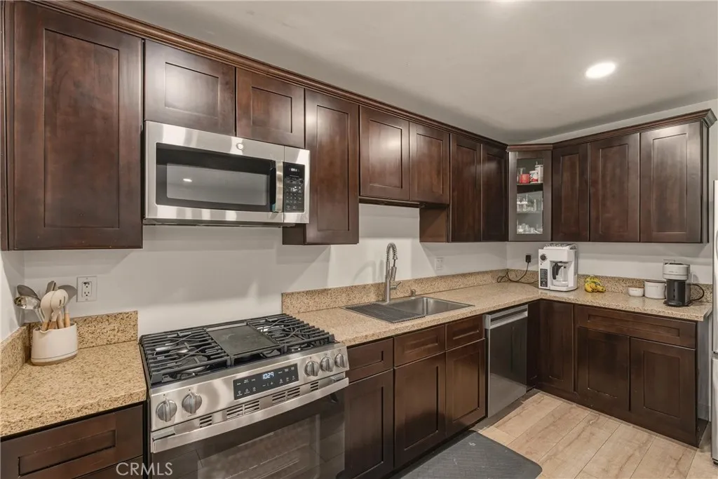 12918 Hanwell Avenue, Downey, California 90242 home-pic-8
