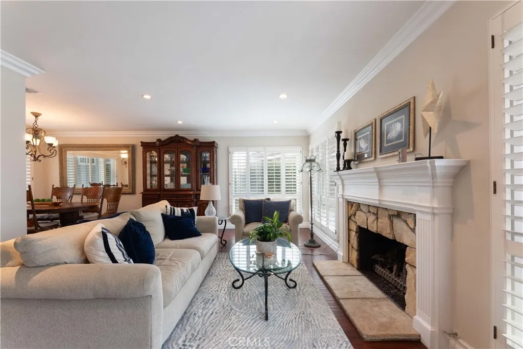 2502 W Adams Street, Santa Ana, California 92704 home-pic-10