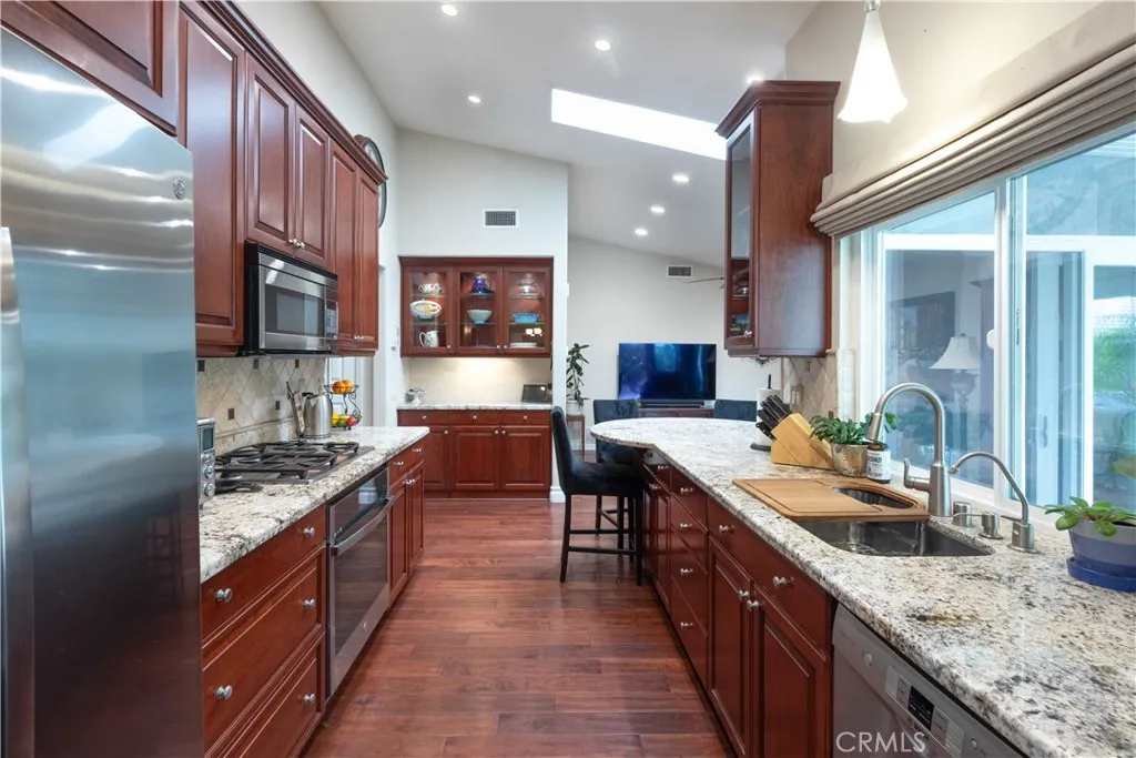 2502 W Adams Street, Santa Ana, California 92704 home-pic-17