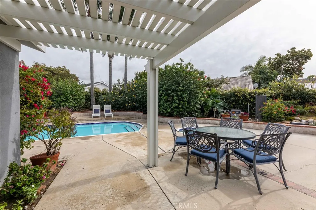 2502 W Adams Street, Santa Ana, California 92704 home-pic-40