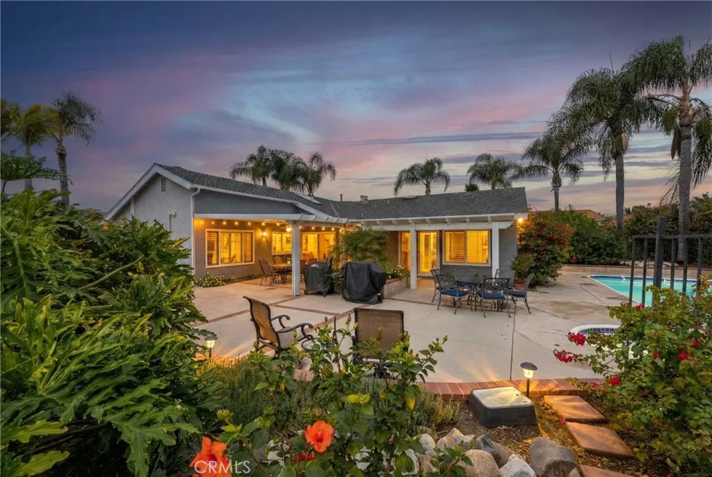 2502 W Adams Street, Santa Ana, California 92704 home-pic-60
