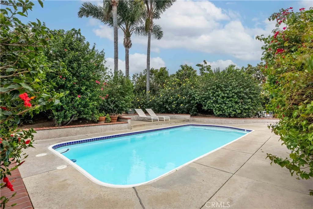 2502 W Adams Street, Santa Ana, California 92704 home-pic-50