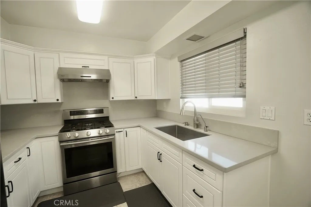 220 N Moore Avenue D, Monterey Park, California 91754 home-pic-14