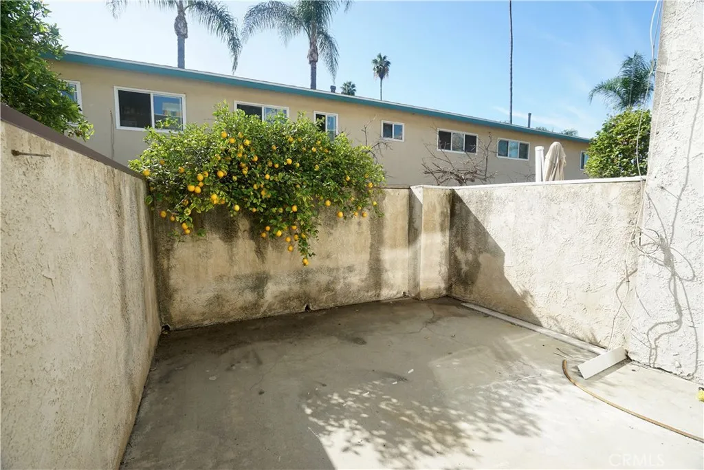 220 N Moore Avenue D, Monterey Park, California 91754 home-pic-41