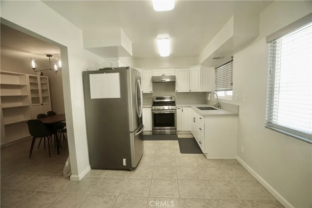 220 N Moore Avenue D, Monterey Park, California 91754 home-pic-12