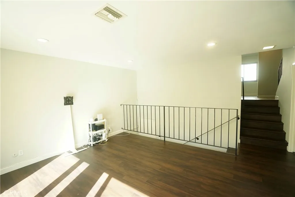 220 N Moore Avenue D, Monterey Park, California 91754 home-pic-3
