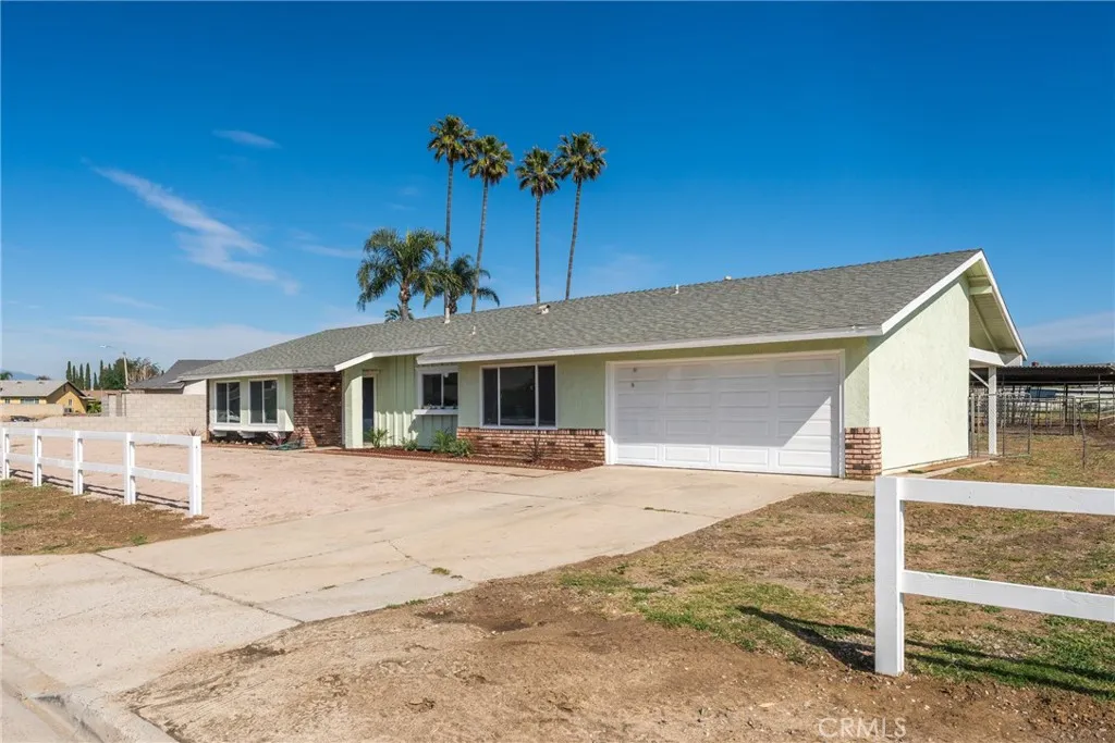 5338 Concha, Jurupa Valley, California 91752 home-pic-2