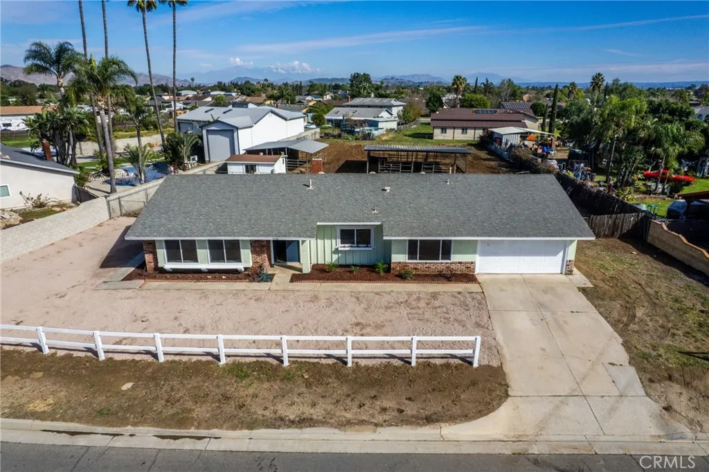 5338 Concha, Jurupa Valley, California 91752 home-pic-1
